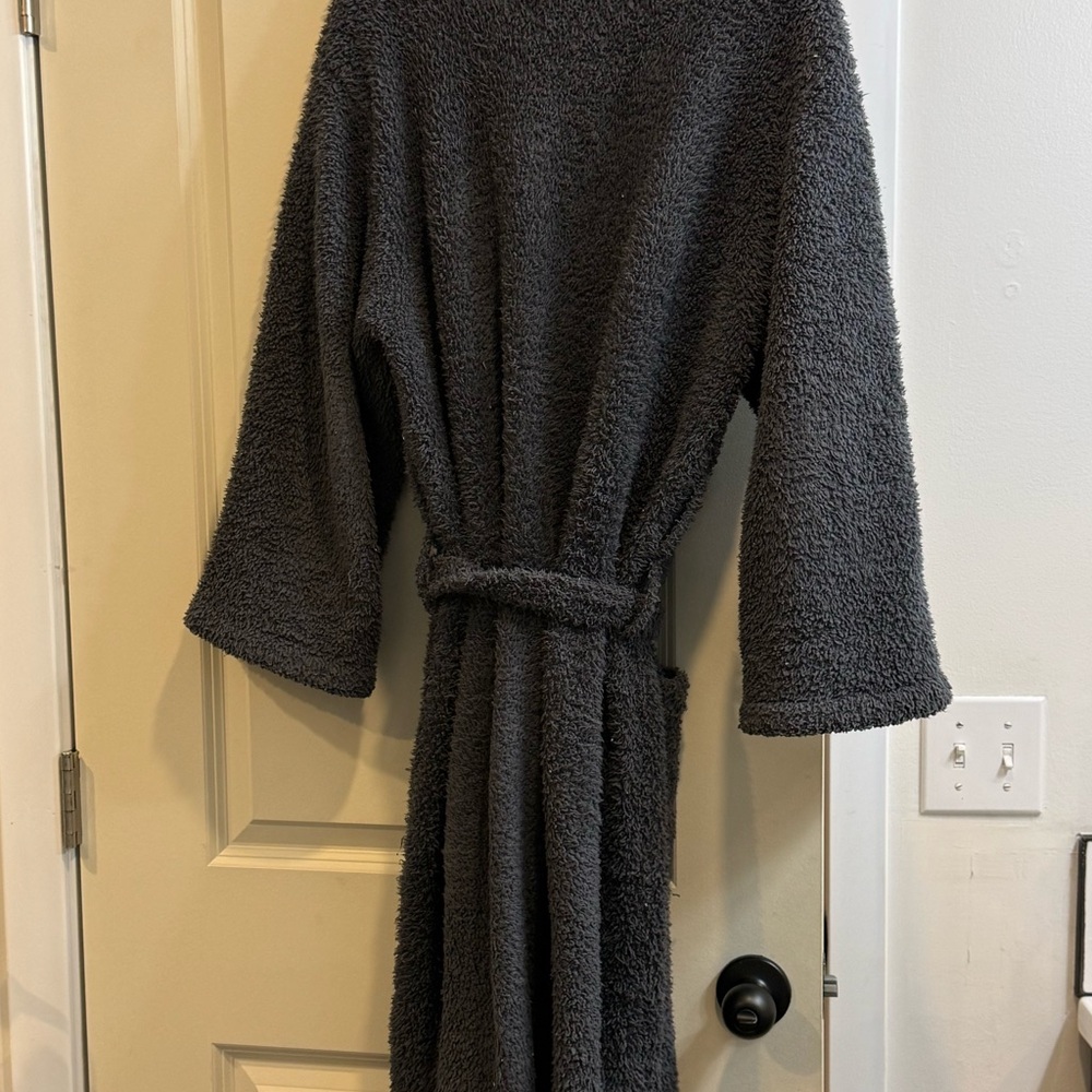 Barefoot Dreams Fleece Robe - Picture 4 of 5